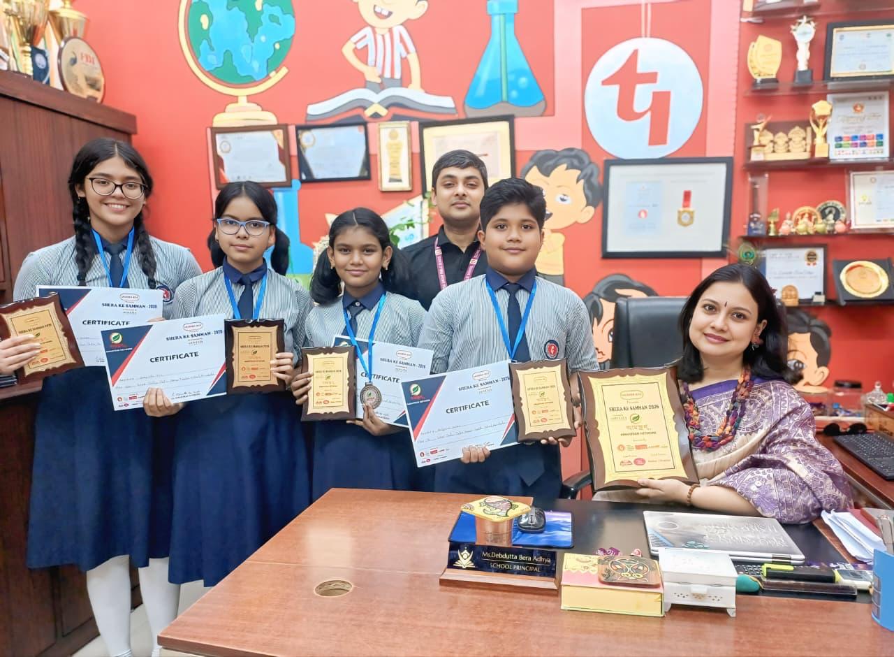 The prestigious “Shera Ke Samman” award in recognition of academic excellence and dedicated contribution to education